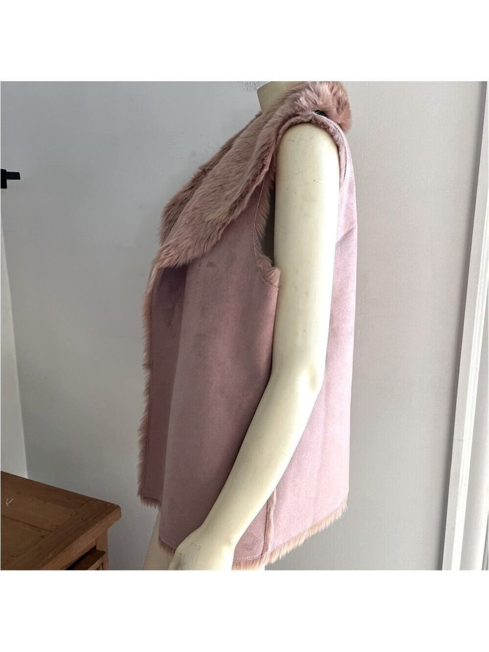 NWT Ann Taylor Loft Women’s Reversible Faux Shearling Suede Vest Rosy Mauve XL - Picture 3 of 15